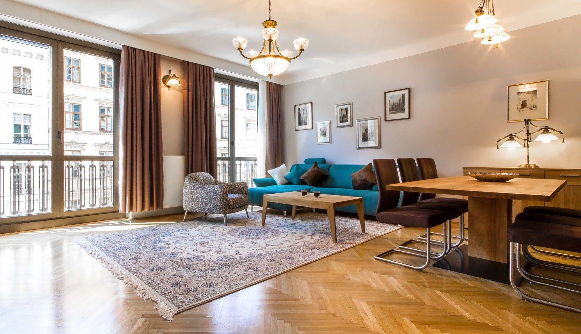 Abieshomes Serviced - Opera Appartamento
